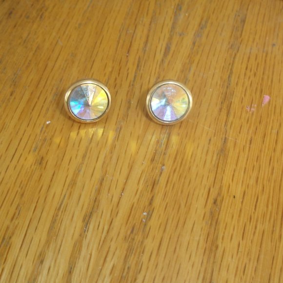 Avon clip earrings gold tone iridescent glass - Picture 1 of 1